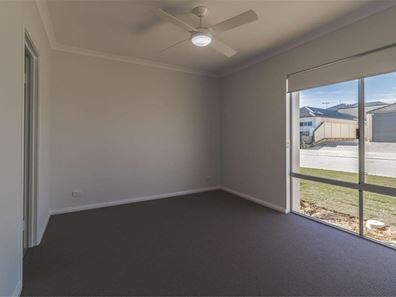 12 Cranley Link, Ashby WA 6065