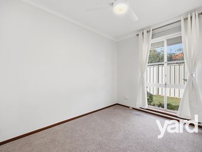 4/4 Petra Street, Palmyra WA 6157