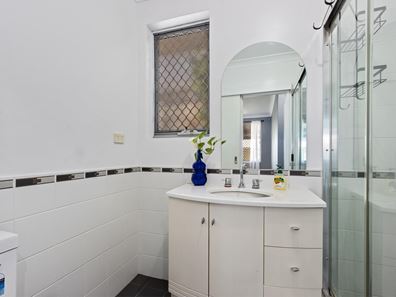 Studio/68 Frederick Road, Hamilton Hill WA 6163