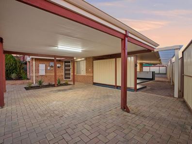 4 Orania Mews, Warnbro WA 6169