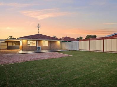 4 Orania Mews, Warnbro WA 6169