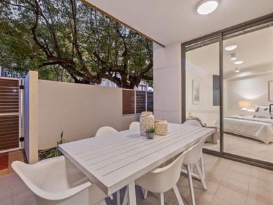 2/288 Lord Street, Highgate WA 6003