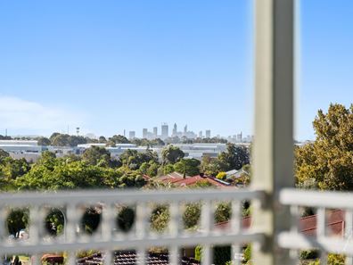 14 The Heights, Canning Vale WA 6155