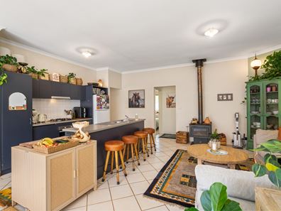 71 Leschenaultia Avenue, Margaret River WA 6285