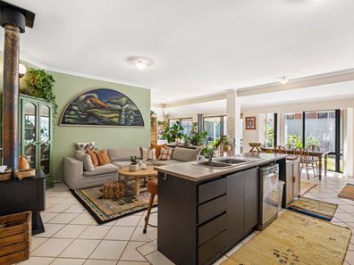 71 Leschenaultia Avenue, Margaret River WA 6285