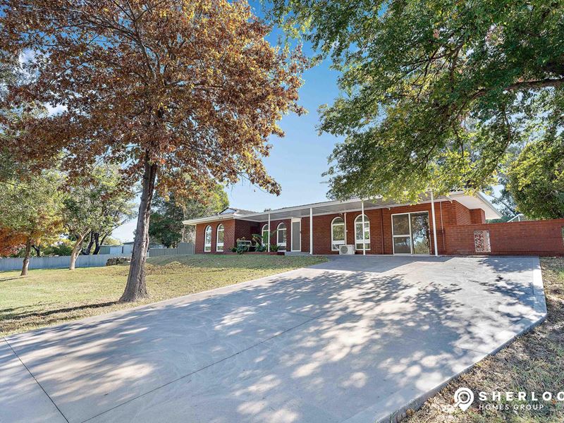 17 Glenwood Avenue, Helena Valley WA 6056