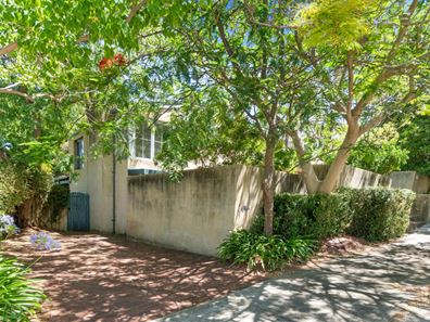 17 Reginald Street, Cottesloe WA 6011