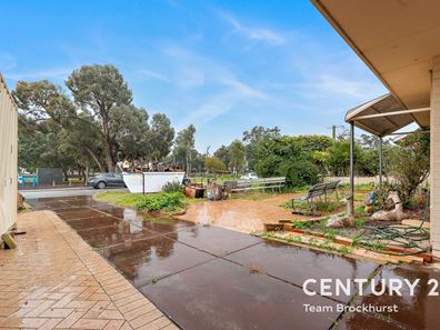 13 Teigh Street, Gosnells WA 6110