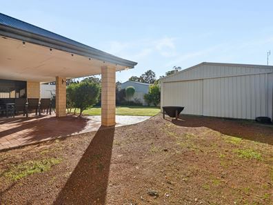 47 Sundercombe Loop, Waroona WA 6215