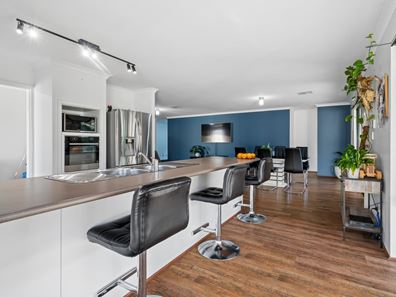 47 Sundercombe Loop, Waroona WA 6215
