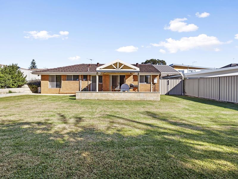 57B Flora Terrace, Watermans Bay WA 6020