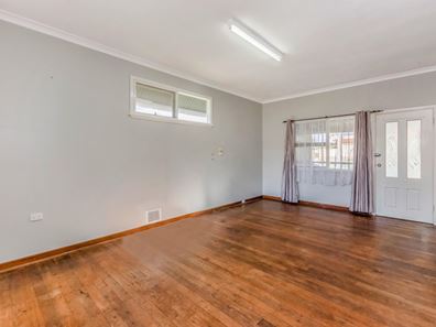 12 View Road, Safety Bay WA 6169