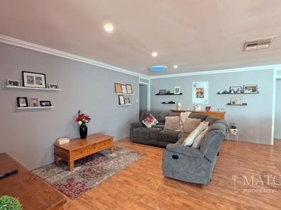 10 Mitchell Heights, Dongara WA 6525