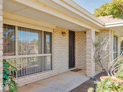 6 Waltham Court, Waroona WA 6215