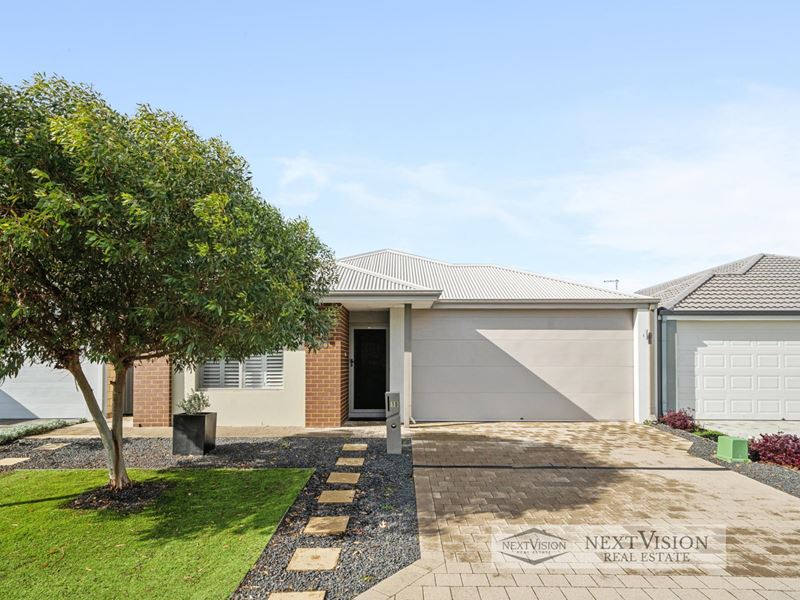 10 Olivine Rd, Treeby WA 6164