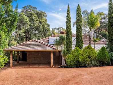 118 Peet Road, Roleystone WA 6111