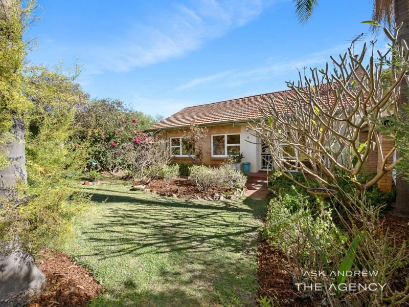 9 Cormack Road, Alfred Cove WA 6154