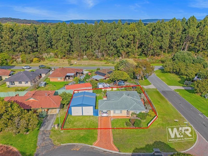 1 Scott Close, Lockyer WA 6330