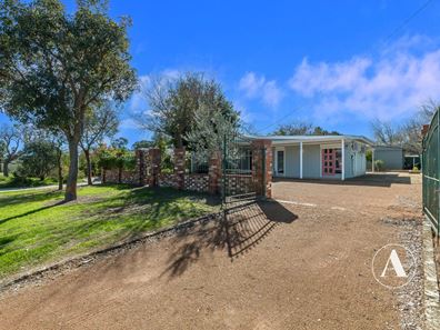 22 Orlestone Street, Gosnells WA 6110