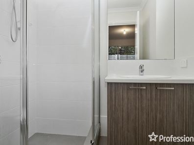 9C Loxwood Road, Balga WA 6061