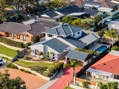4 Hunt Lane, Kingsley WA 6026