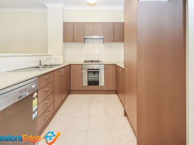24/17 Southdown Place, Thornlie WA 6108