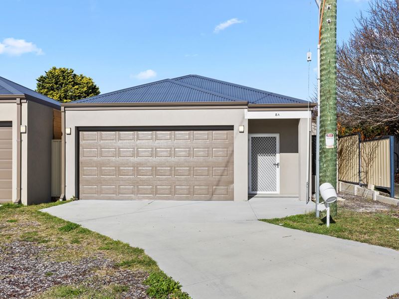 8A Stanmore Ct, Lynwood WA 6147
