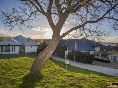 9 Barnard Street, Alfred Cove WA 6154