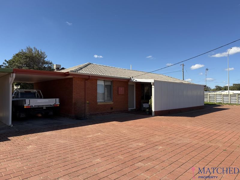 2/51 Pearse Road, Port Denison