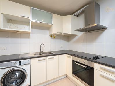 13/132 Mounts Bay Road, Perth WA 6000