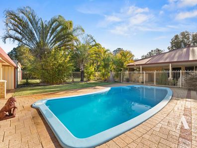 2 Allwood Avenue, Hilbert WA 6112