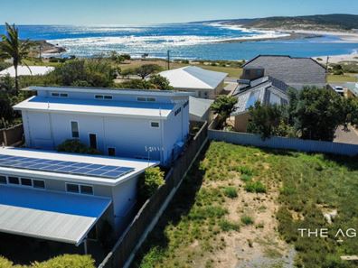 13 Hackney Street, Kalbarri WA 6536