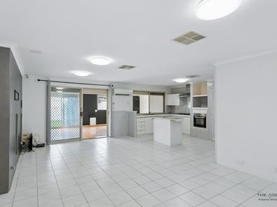 15 Snowdonia Court, Ballajura WA 6066