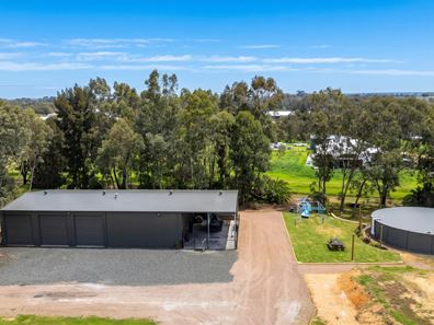 483 Abernethy Road, Oakford WA 6121