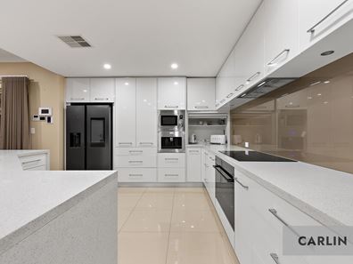 6 Sinagra Way, Yangebup WA 6164