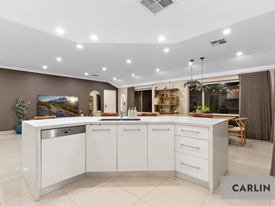 6 Sinagra Way, Yangebup WA 6164