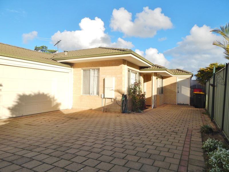 12A Gwelup Street, Karrinyup WA 6018