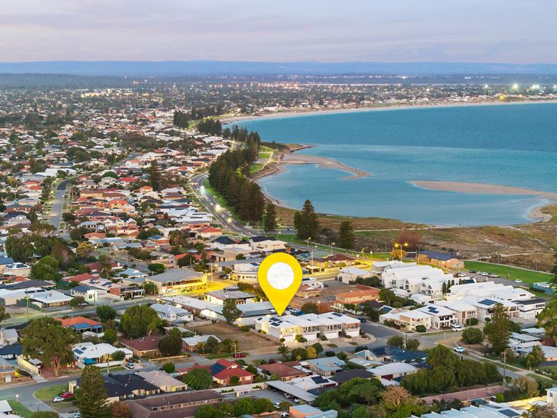 32A Watts Road, Shoalwater WA 6169