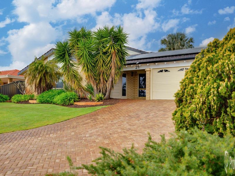 21 Southpointe Crescent, Ballajura WA 6066