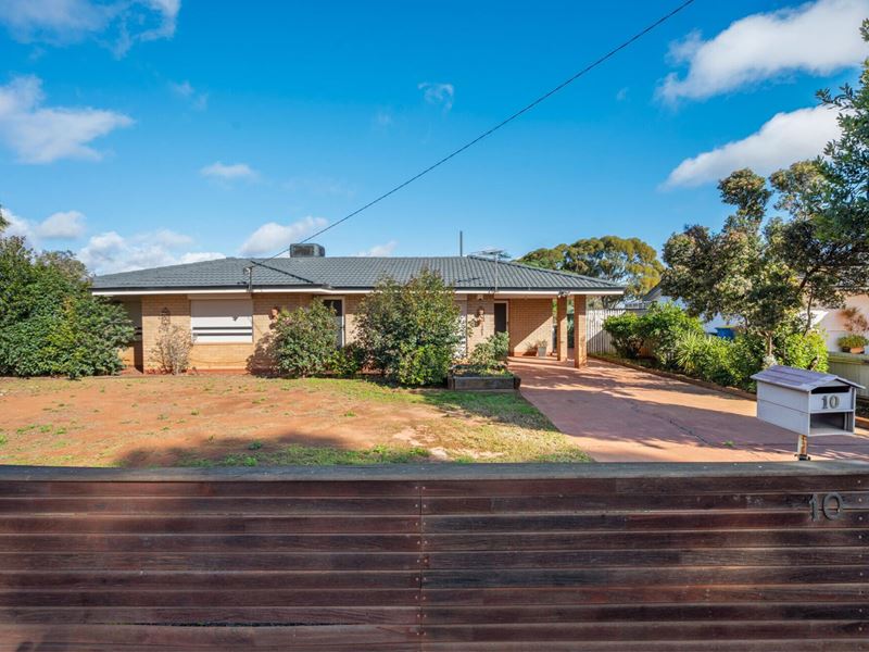 10 Moss Street, South Kalgoorlie
