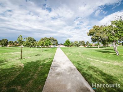 16 Cranbourne Road, Pearsall WA 6065