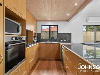 216a Duke Street, Scarborough WA 6019