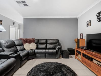 28C Storrington Crescent, Westminster WA 6061