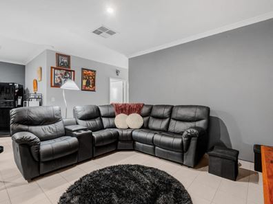 28C Storrington Crescent, Westminster WA 6061