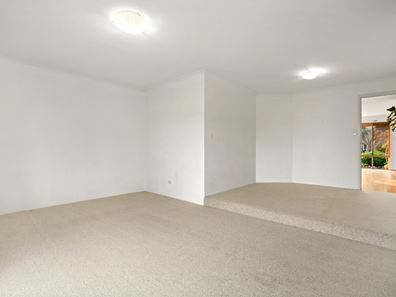32 Malibu Road, Safety Bay WA 6169