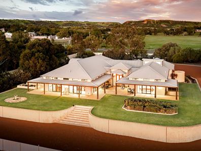28 Webber Road, Moresby WA 6530