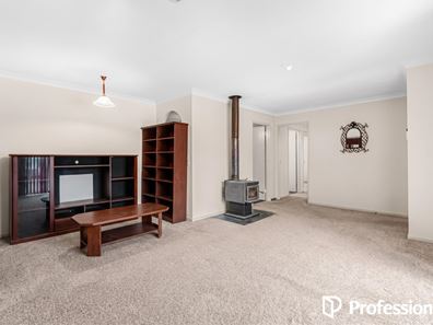 301 Lord Street, Beechboro WA 6063