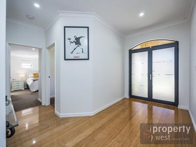 30 Kippilaw Loop, Carramar WA 6031