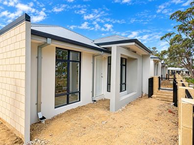 28 Ferntree Lane, Coodanup WA 6210