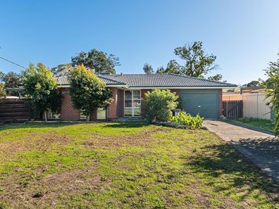 7 Richard Place, Armadale WA 6112